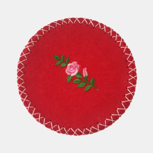 Kézműves hímzett ékszertartó doboz, tetővel - rózsaszín kis rózsa minta